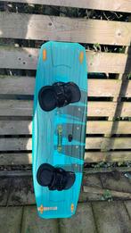 F-one TRAX kiteboard 137x42 - 2020, Watersport en Boten, Kitesurfen, Gebruikt, Twintip, Kiteboard, Ophalen of Verzenden