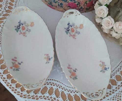 2 brocante serveerschaaltjes, Antiek en Kunst, Curiosa en Brocante, Ophalen of Verzenden