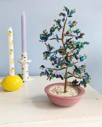 Bonsai boompje metallic blaadjes, kraaltjes en roze pot 