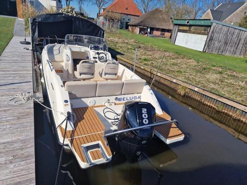 Quicksilver 675 active 200pk mercury, Watersport en Boten, Vis- en Consoleboten, 70 pk of meer, 3 tot 6 meter, Benzine, Buitenboordmotor