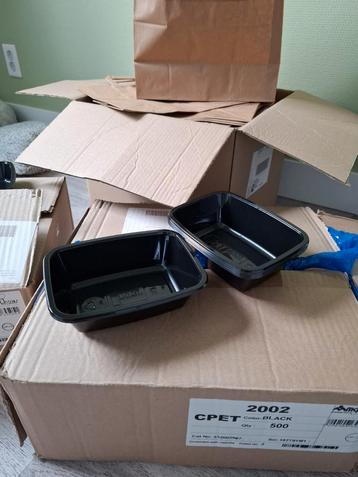 800 CPET bakjes+deksels(oven/magnetron/vriezer) beschikbaar voor biedingen