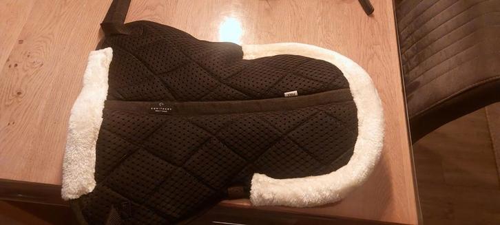 Zadelonderlegger, Dieren en Toebehoren, Paarden en Pony's | Dekens en Dekjes, Zo goed als nieuw, Ophalen of Verzenden