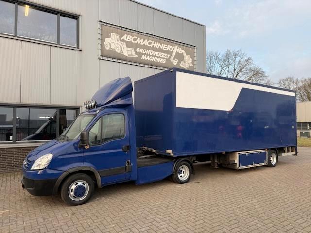Iveco 35c18 8T Trekker Nefra 7T Dichte Trailer BE Combinatie, Auto's, Bestelauto's, Bedrijf, Airconditioning, Bluetooth, Elektrische buitenspiegels