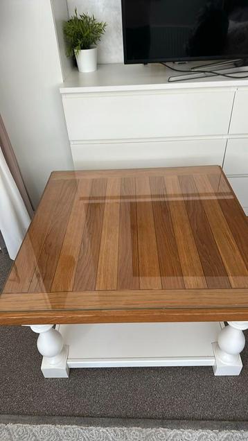 Richmond Interiors mini tafel beschikbaar voor biedingen