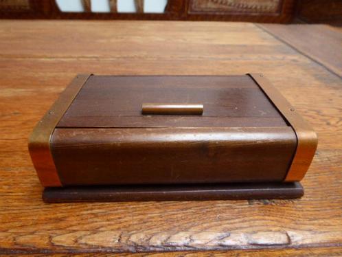 Art deco houten sigarettendoosje, Antiek en Kunst, Antiek | Woonaccessoires, Verzenden