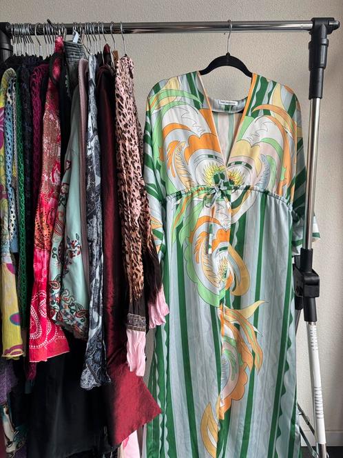 Mooie kleurrijke kaftan stijl zomerse maxi jurk, Kleding | Dames, Jurken, Zo goed als nieuw, Maat 38/40 (M), Groen, Onder de knie