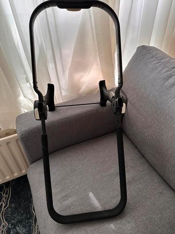 Frame bugaboo donkey met plastik deffect beschikbaar voor biedingen
