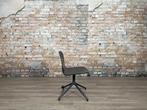Muuto Visu Swivel zwart bij TheReSales, Zwart, Ophalen of Verzenden, Zo goed als nieuw, Eén