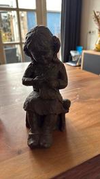 Bronzen beeld meisje dat breit, Verzamelen, Ophalen of Verzenden, Zo goed als nieuw