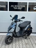 Piaggio Zip 50cc 3v 4t 2022 Brom, Ophalen, Maximaal 45 km/u, Zip, Zo goed als nieuw