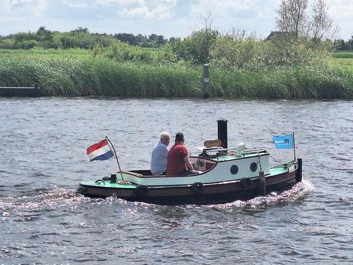 Opduwer Geertje., Watersport en Boten, Motorboten en Motorjachten, Gebruikt, Staal, Tot 6 meter, Diesel, Binnenboordmotor, Ophalen