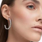 SWAROVSKI oorringen Mesmera  **NIEUW nu 50% korting**, Met kristal, Nieuw, Ophalen of Verzenden, Zilver
