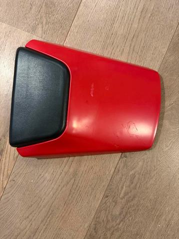Yamaha R6 Solo Seat Cover Rood - 2001 beschikbaar voor biedingen