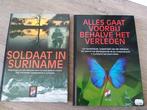 2 boeken tris Suriname, Ophalen of Verzenden, Landmacht, Nederland, Embleem of Badge