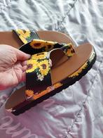 Te koop deze zonnebloem slippers, Ophalen of Verzenden, Nieuw