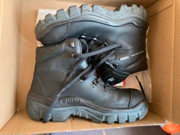 Werkschoenen zgan verschillende maten 40 t/m 43 beschikbaar voor biedingen