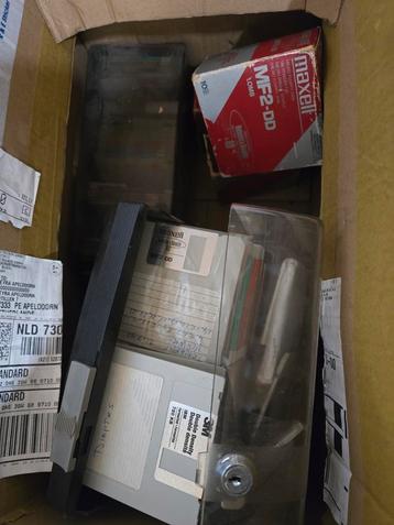 Oude 1.44MB Floppy Disks - Vintage Computer beschikbaar voor biedingen