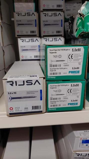 Schroeven 5x90 geelverzinkt en verzinkt €140,00 beschikbaar voor biedingen