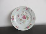 Antiek Chinees porselein famille rose bordje, 18e eeuw, Ophalen of Verzenden