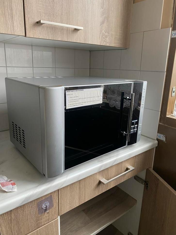 (Severin) Combi Magnetron Grill - WEG!, Witgoed en Apparatuur, Magnetrons, Gebruikt, Vrijstaand, Combimagnetron, 45 tot 60 cm