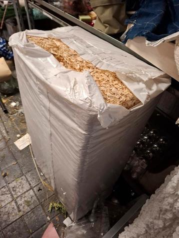 Baal houtvezel beschikbaar voor biedingen