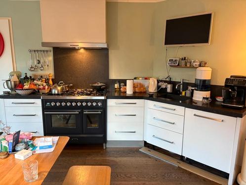Keuken met apparatuur, Huis en Inrichting, Keuken | Complete keukens, Zo goed als nieuw, Composiet, Ophalen