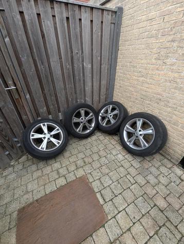 Originele Lexus RX400h velgen 18 inch met banden beschikbaar voor biedingen