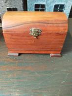 Vintage antiek houten kistje schatkistje, Antiek en Kunst, Curiosa en Brocante, Ophalen