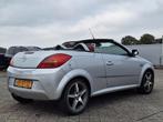 Opel Tigra TwinTop €2749,-1.4-16V Sport Airco Apk 2026 Nap, Gebruikt, 4 cilinders, Cabriolet, 1389 cc