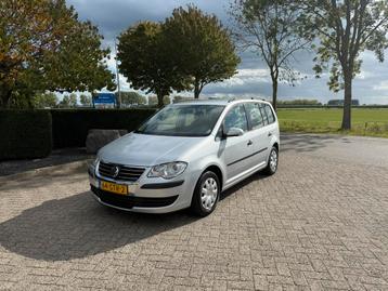 Volkswagen Touran 1.4 TSI 103KW 2008 Grijs TREKHAAK! NAP! beschikbaar voor biedingen