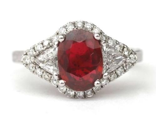 14 kt gouden ring 0.70 ct robijn 0.60 ct diamanten briljant, Sieraden, Tassen en Uiterlijk, Oorbellen, Zo goed als nieuw, Hangers