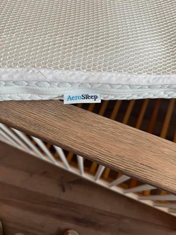 Matras voor ledikant beschikbaar voor biedingen