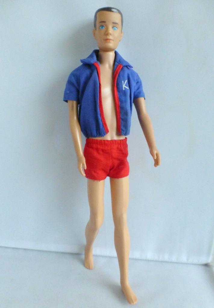 Barbie Ken bendable legs, Mint, Verzamelen, Poppen, Nieuw, Pop, Ophalen of Verzenden
