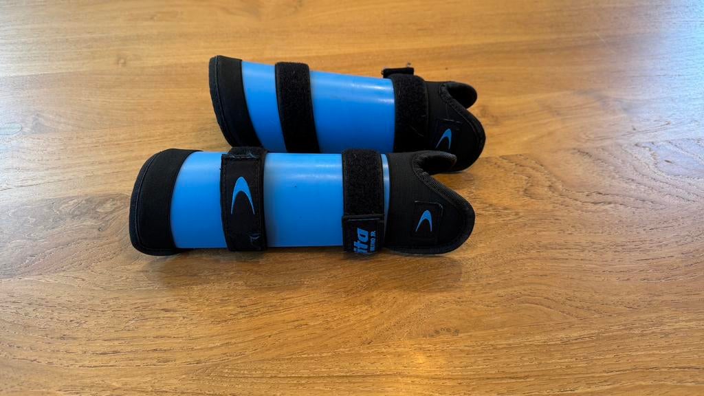 Scheenbeschermers Dita XXXS, Maat XS of kleiner, Ophalen of Verzenden, Zo goed als nieuw, Overige typen