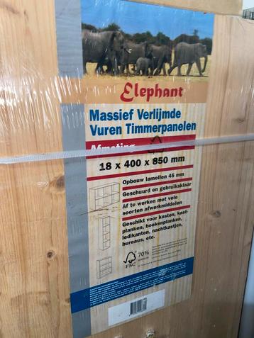 Massief Verlijmde Vuren Timmerpanelen 18x400x850mm beschikbaar voor biedingen