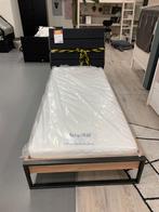 SHOWMODEL eenpersoons bed voor matras van 90 x 200, Huis en Inrichting, Slaapkamer | Bedden, Industrieel, 90 cm, Eenpersoons, Metaal