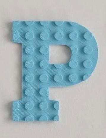 Je naam in lego letters beschikbaar voor biedingen