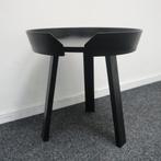 Muuto Around Coffee Table Small Bijzettafel Zwart | Hout, Huis en Inrichting, Tafels | Bijzettafels, 45 tot 60 cm, Minder dan 55 cm