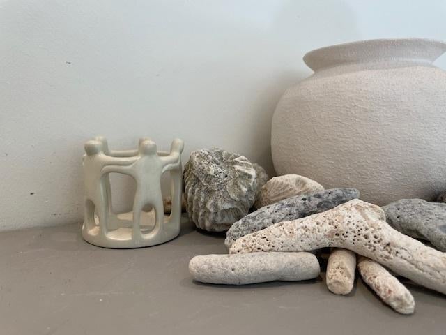 Klein beeldje vriendschapskring speksteen. Vriendschap kring, Antiek en Kunst, Kunst | Beelden en Houtsnijwerken, Ophalen