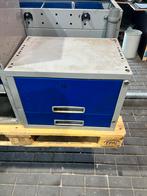 Bedrijfswagen inrichting meerdere kasten, Ophalen