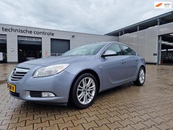 Opel Insignia 1.6 T Edition NAVI CRUISE TREKHAAK 2 X SLEUTEL beschikbaar voor biedingen