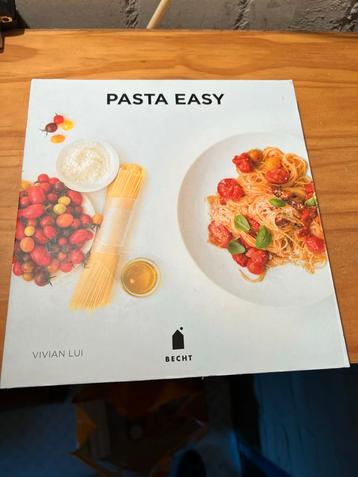 Pasta Easy - Kookboek van Vivian Lui nieuw beschikbaar voor biedingen