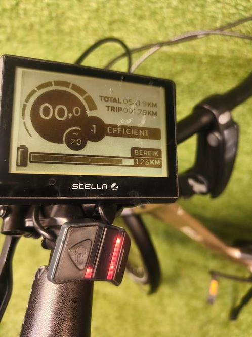 Stella Livorno damesfiets E Bike, Fietsen en Brommers, Fietsen | Dames | Damesfietsen, Zo goed als nieuw, Overige merken, Versnellingen