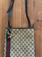 Gucci Tas met Charms - Perfecte Staat!, Sieraden, Tassen en Uiterlijk, Tassen | Damestassen, Ophalen of Verzenden, Zo goed als nieuw