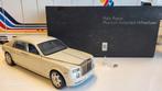 Kyosho Rolls-Royce Phantom EWB Carara White SCHADE, Hobby en Vrije tijd, Modelauto's | 1:18, Auto, Ophalen of Verzenden, Gebruikt
