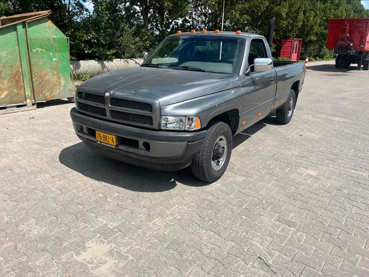 Cummins dodge ram 2500 12 klepper C rijbewijs, Auto's, Bestelauto's, Particulier, Diesel, Euro 1, Automaat, Zilver of Grijs, Ophalen