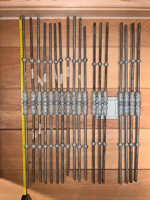 Authentieke (Giet)ijzeren trapspijlen, Doe-het-zelf en Verbouw, Ladders en Trappen, Gebruikt, Minder dan 2 meter, Ophalen of Verzenden