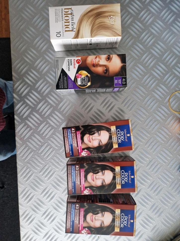 Haarverf Pakket - Diverse Kleuren, Sieraden, Tassen en Uiterlijk, Uiterlijk | Cosmetica en Make-up, Nieuw, Make-up, Ogen, Bruin