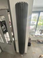 Design radiatoren 2 x, Doe-het-zelf en Verbouw, Verwarming en Radiatoren, Ophalen, Radiator, Zo goed als nieuw, 80 cm of meer