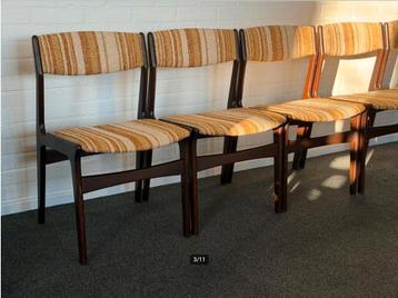 Zes vintage eetkamerstoelen (retro) beschikbaar voor biedingen